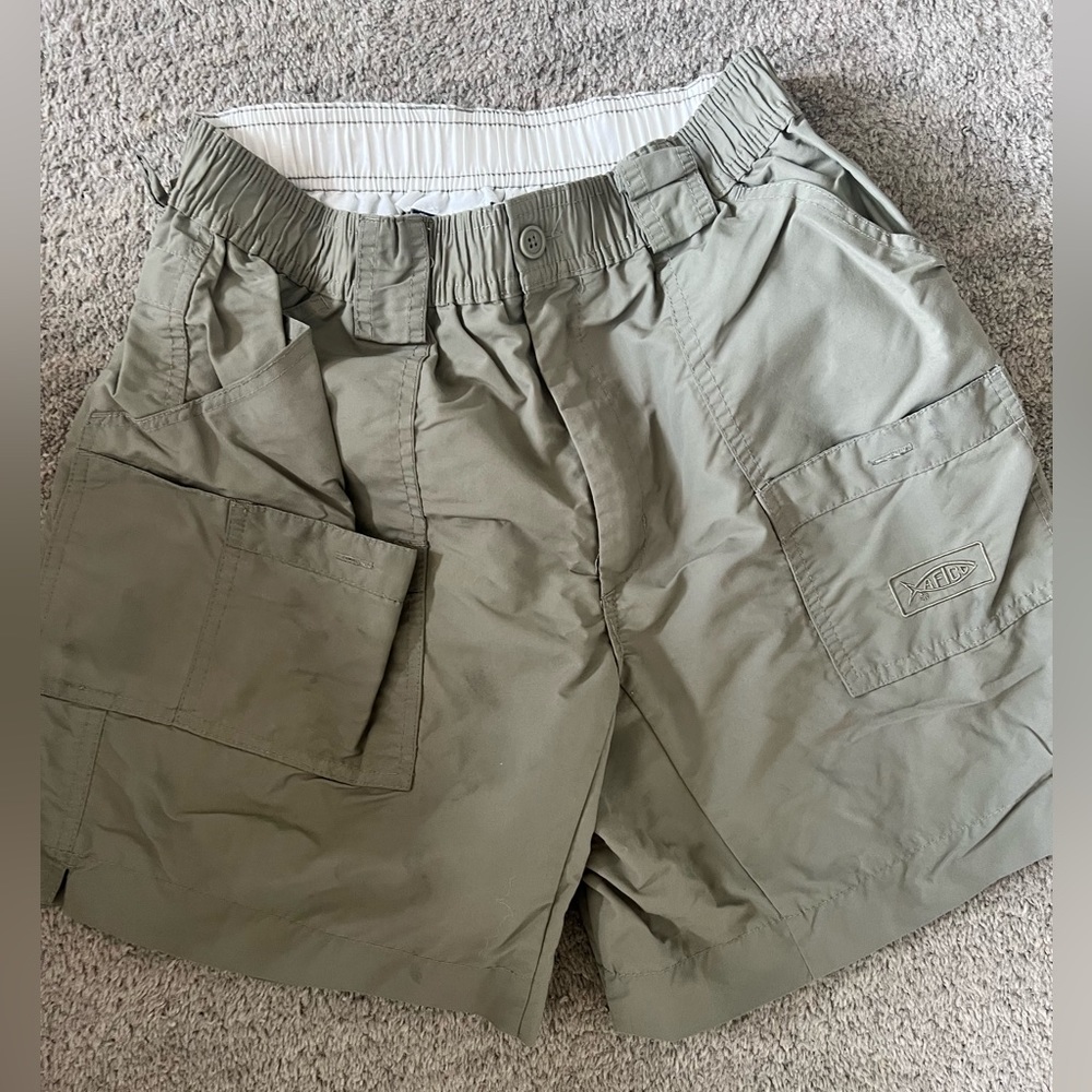Men’s AFTCO Olive green Shorts Size 30